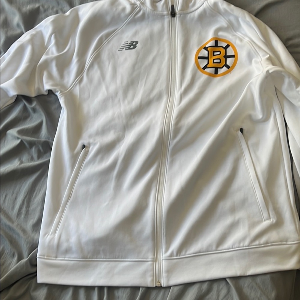 New balance jacket